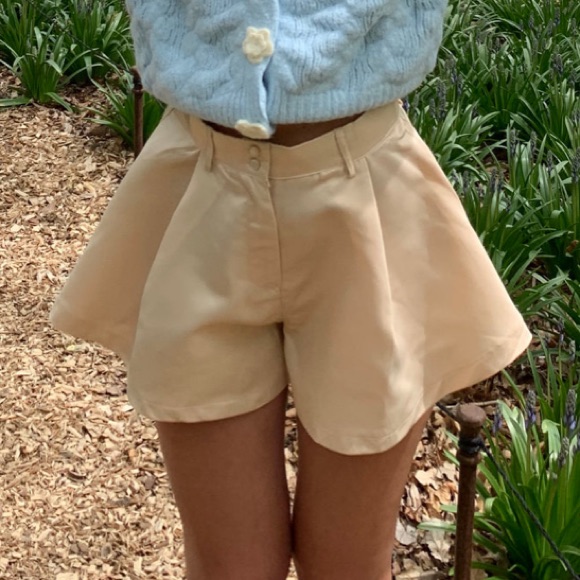 Caroline Flared Wide Leg Shorts